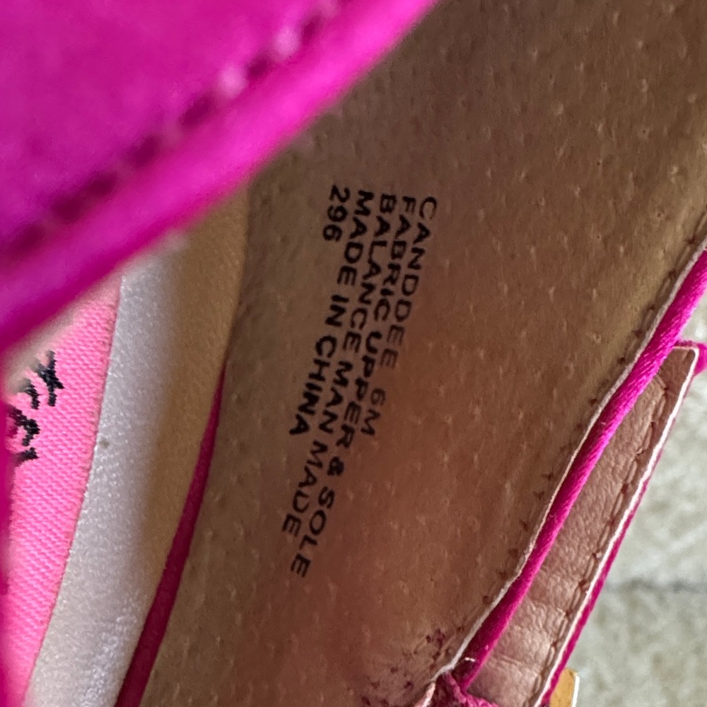 🎀 Pink Satin Candee T-Strap Bow Heels 🎀 - Picture 14 of 14
